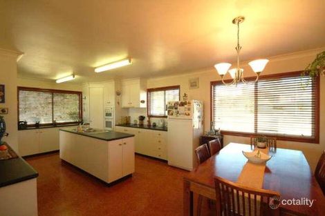 Property photo of 14 Bingara Street Mount Lofty QLD 4350