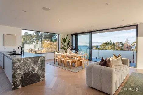 4/3 Jenkins St, Taroona, TAS 7053