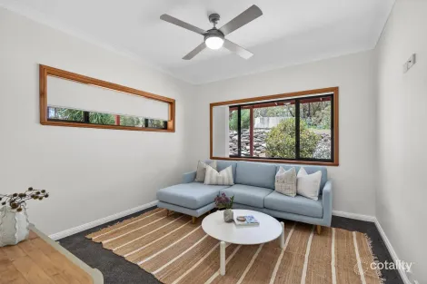 Property photo of 111 Glassenbury Drive Waitpinga SA 5211