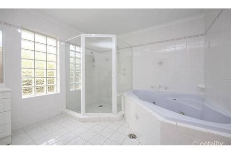 Property photo of 10 Aroona Court Ngunnawal ACT 2913