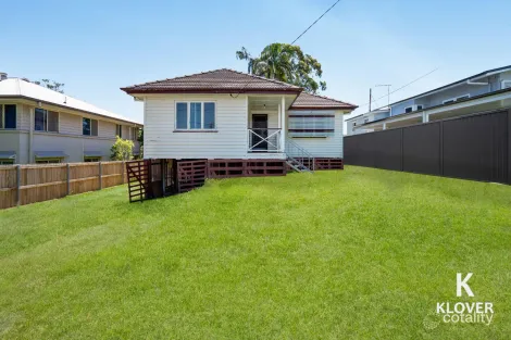 16 Gearside St, Everton Park, QLD 4053