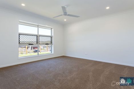 Property photo of 39 Jonas Circuit Holmview QLD 4207