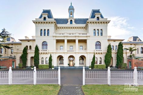 Property photo of 72 Wiltshire Drive Kew VIC 3101