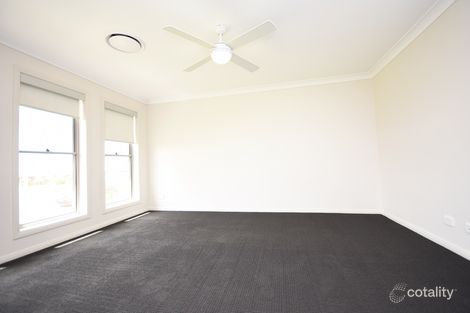 Property photo of 42 Champagne Drive Dubbo NSW 2830