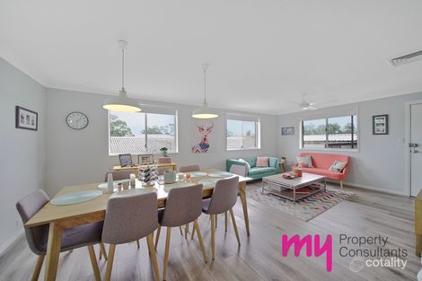 Property photo of 28 Eschol Park Drive Eschol Park NSW 2558