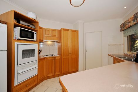 Property photo of 8 Commerford Place Chirnside Park VIC 3116