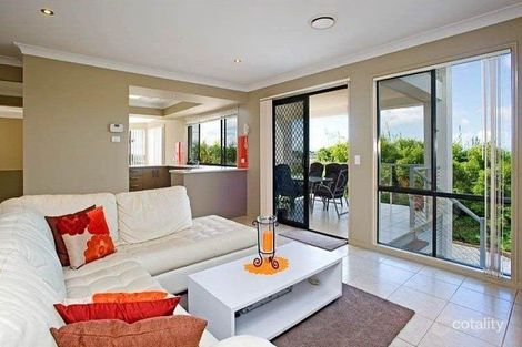 Property photo of 14 Wunburra Circle Pacific Pines QLD 4211