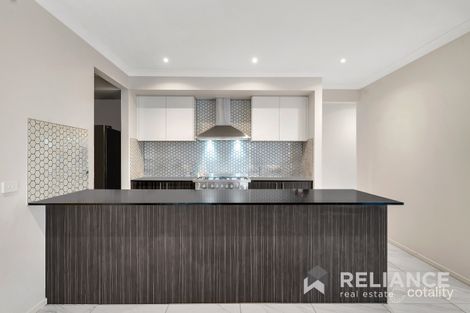 Property photo of 34 Riverside Concourse Cobblebank VIC 3338