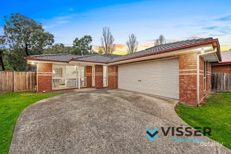 Property photo of 59 Forest Oak Drive Upper Ferntree Gully VIC 3156