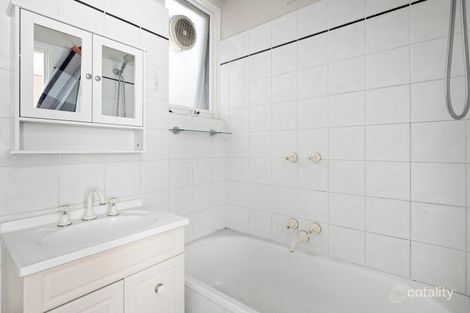 Property photo of 4/39 Myrnong Crescent Ascot Vale VIC 3032