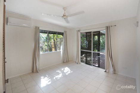 Property photo of 52 Waite Street Machans Beach QLD 4878