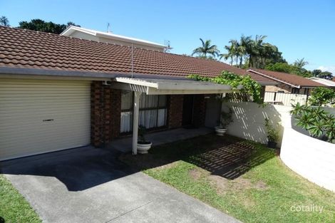 Property photo of 135 Kumbari Avenue Labrador QLD 4215