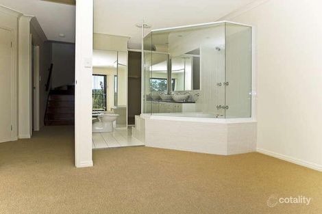 Property photo of 15/2 Ridgeline Way Highland Park QLD 4211