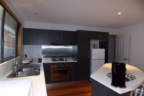 Property photo of 1/21 Deviation Road Penguin TAS 7316