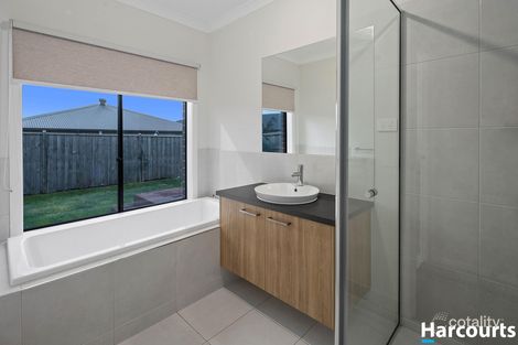 Property photo of 93 Encore Boulevard Cranbourne South VIC 3977