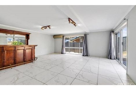 Property photo of 172 Castile Crescent Edens Landing QLD 4207