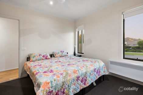 Property photo of 18 Vedro Road Craigieburn VIC 3064