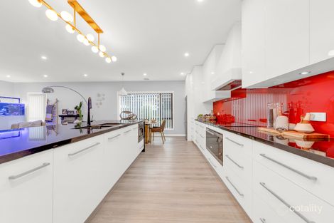 Property photo of 20 Westbury Parkway Roxburgh Park VIC 3064