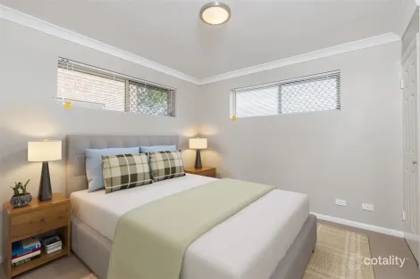 Property photo of 4/72 Earl Street Greenslopes QLD 4120