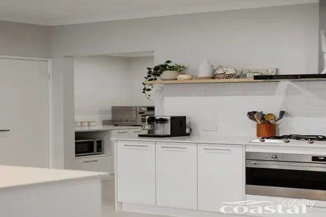 Property photo of 20 Headingley Link Meadow Springs WA 6210