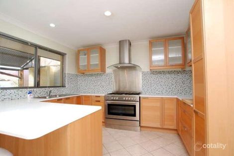 Property photo of 18 Pembury Crescent Ferndale WA 6148