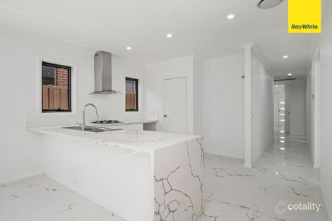 Property photo of 21 Ambervue Drive Cobblebank VIC 3338
