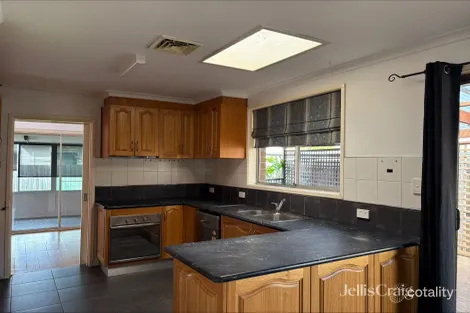 Property photo of 9 Yarrabee Drive Hoppers Crossing VIC 3029