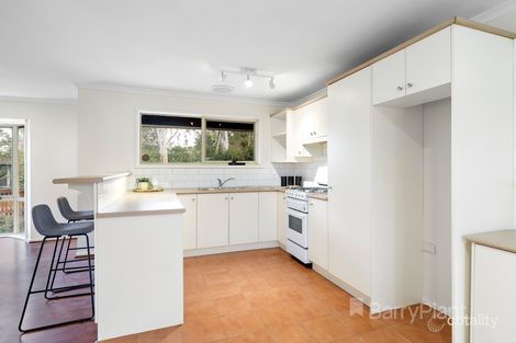 Property photo of 8 Robern Parade Viewbank VIC 3084