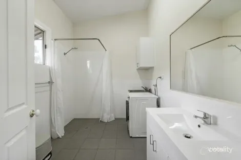 Property photo of 120 McLaughlan Road Benarkin North QLD 4314