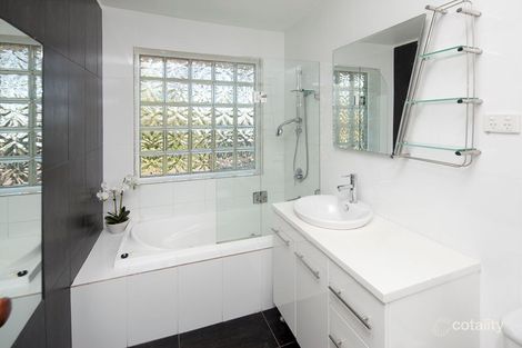 Property photo of 62 Sweeney Drive Narre Warren VIC 3805