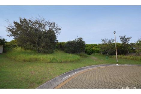 17 Tropicana Rise, Castaways Beach, QLD 4567