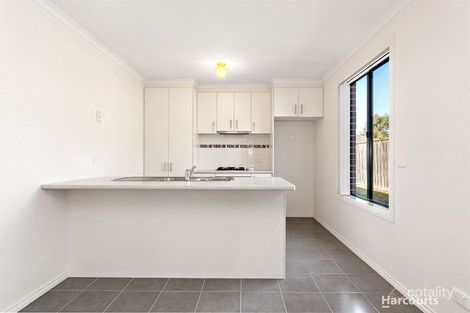 Property photo of 8 Olivia Court Pakenham VIC 3810