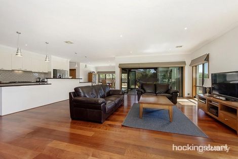 Property photo of 22 Glenmaggie Chase Caroline Springs VIC 3023