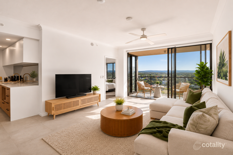 1108/372-374 Marine Pde, Labrador, QLD 4215