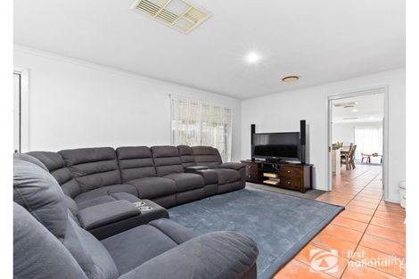 Property photo of 32 Raffindale Crescent Cranbourne West VIC 3977
