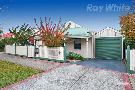 Property photo of 6 Rosewood Place Chirnside Park VIC 3116