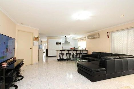 Property photo of 3 Upfield Street Edensor Park NSW 2176