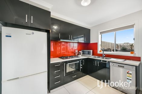 Property photo of 49 Sallys Run Hampton Park VIC 3976