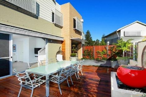 Property photo of 4 Caddies Boulevard Rouse Hill NSW 2155