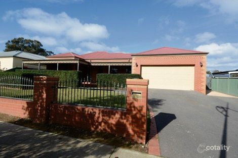 64 Carolyn Way, Maiden Gully, VIC 3551