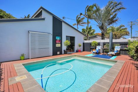 Property photo of 11 Watsons Road Bargara QLD 4670