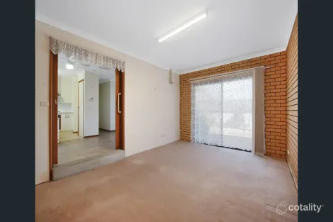 Property photo of 2/396E Ross Circuit Lavington NSW 2641