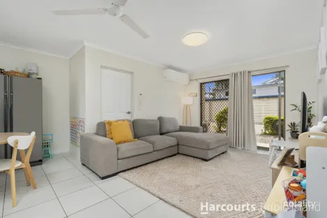 Property photo of 2/8-10 Winston Drive Bongaree QLD 4507