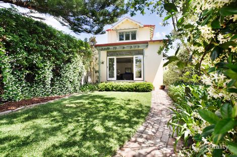 Property photo of 22 Parkview Road Fairlight NSW 2094