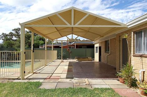 Property photo of 8 Stewartby Crescent Viveash WA 6056