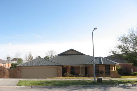 25 Kuranda Cres, Berwick, VIC 3806