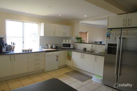Property photo of 1/33 Mooloolah Drive Minyama QLD 4575