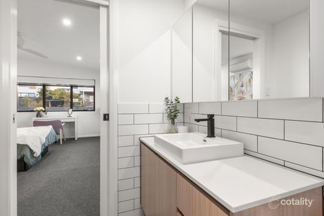 Property photo of 23A Sydenham Road Doubleview WA 6018
