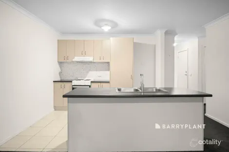 Property photo of 17 Park View Road Drouin VIC 3818