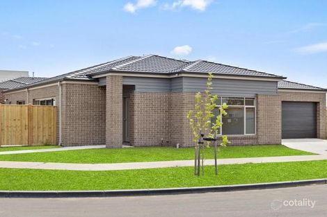 Property photo of 8 Arch Drive Alfredton VIC 3350